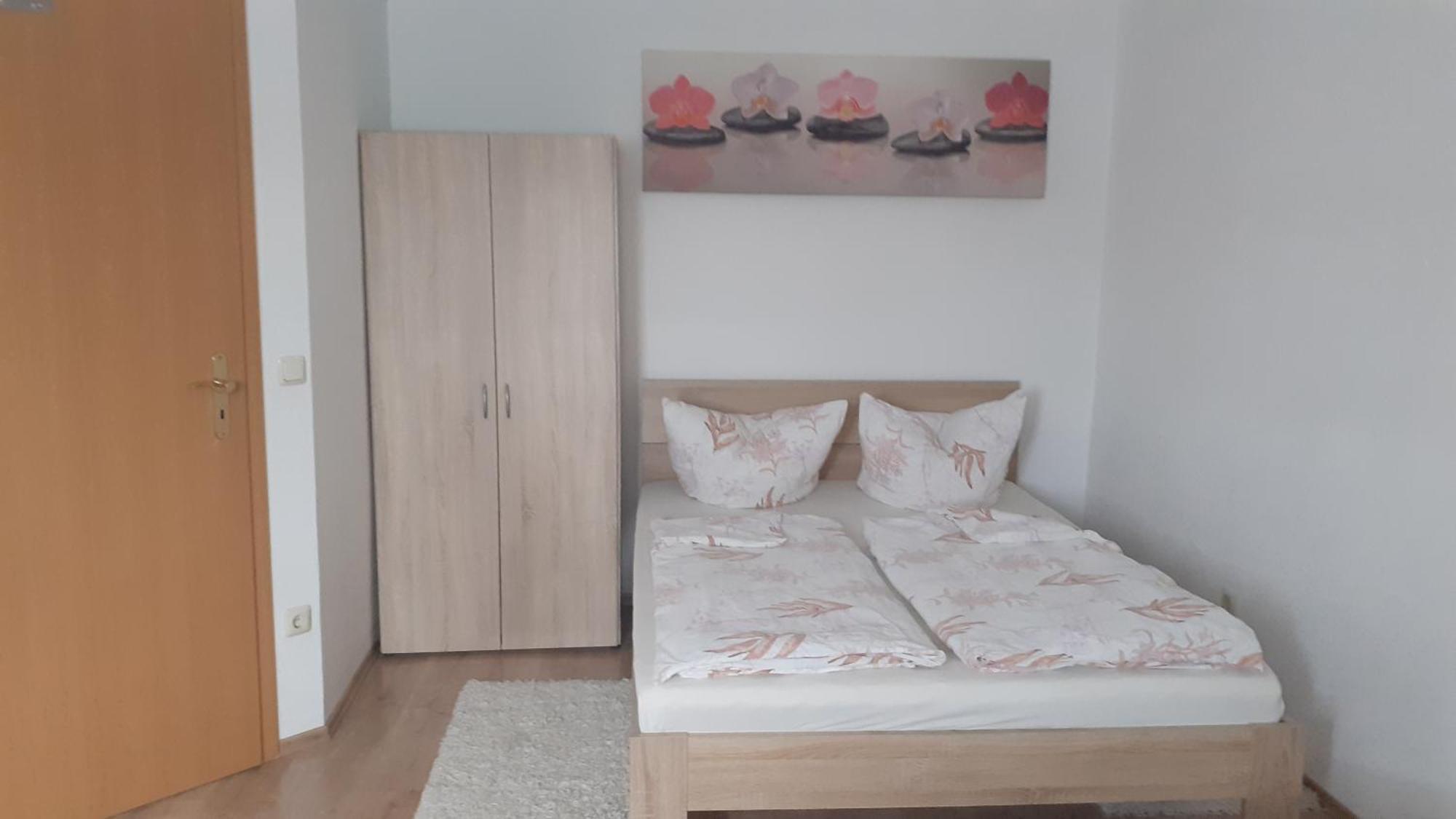 Privatzimmer Burgau Exterior foto